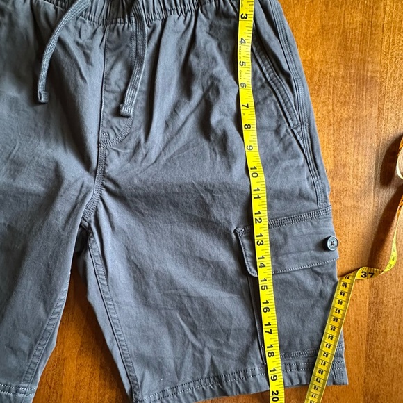 Fat Face•elastic waist cargo shorts•32” waist•cotton blend•dark charcoal gray - Picture 12 of 14